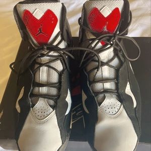 Air JordanJORDAN TRUE FLIGHT 'BLACK RED GREY